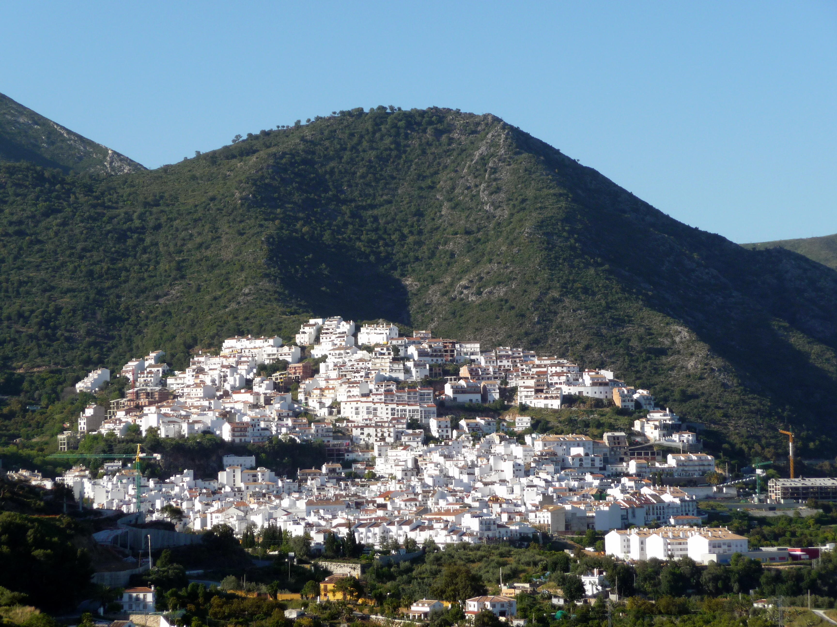 Ojén, a white village beneath the Sierra de las Nieves